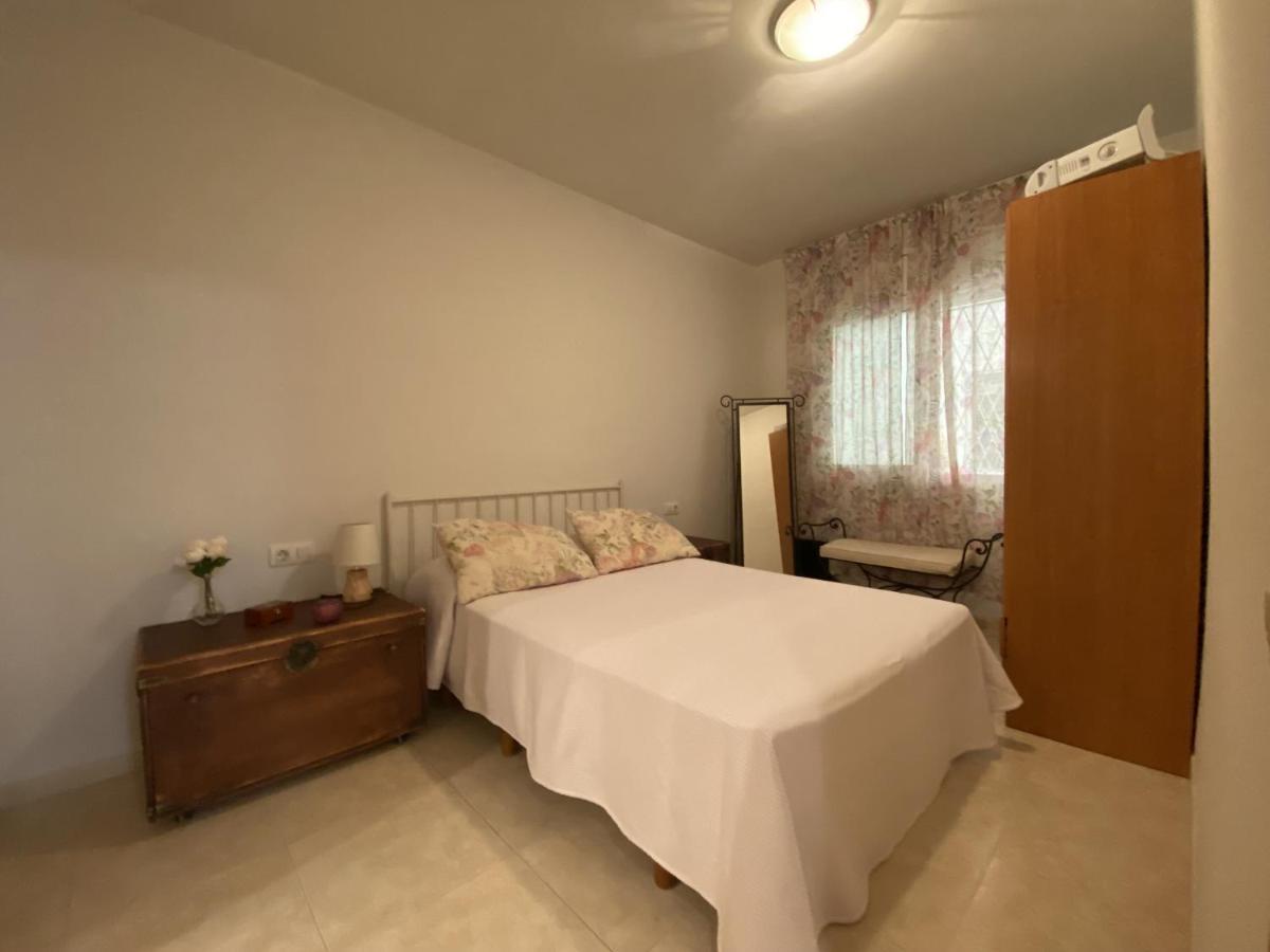 R123 Apartamento En La Planta Baja Con Piscina Cerca De La Playa Calafell Exterior foto